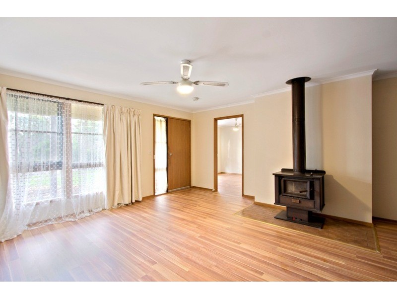 20 Greenacre Crescent, Narre Warren VIC 3805