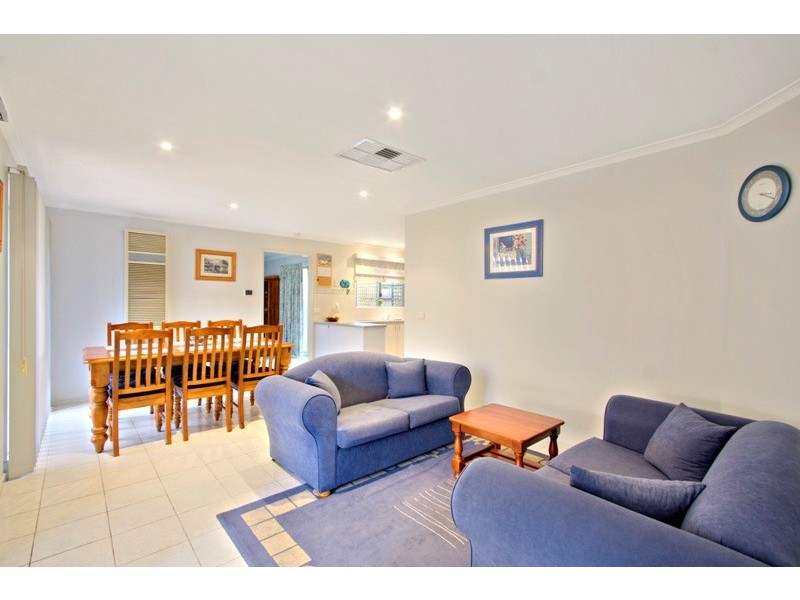 25 Jacksons Road, Narre Warren VIC 3805