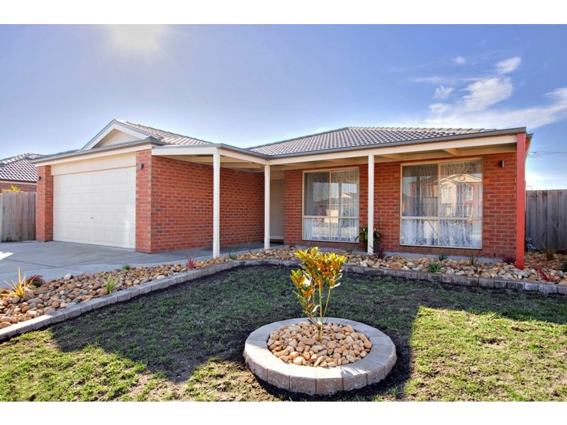 52 Community Parade, Narre Warren South VIC 3805