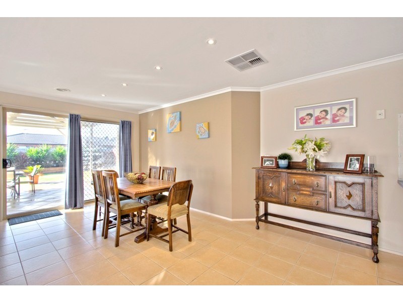 52 Community Parade, Narre Warren South VIC 3805