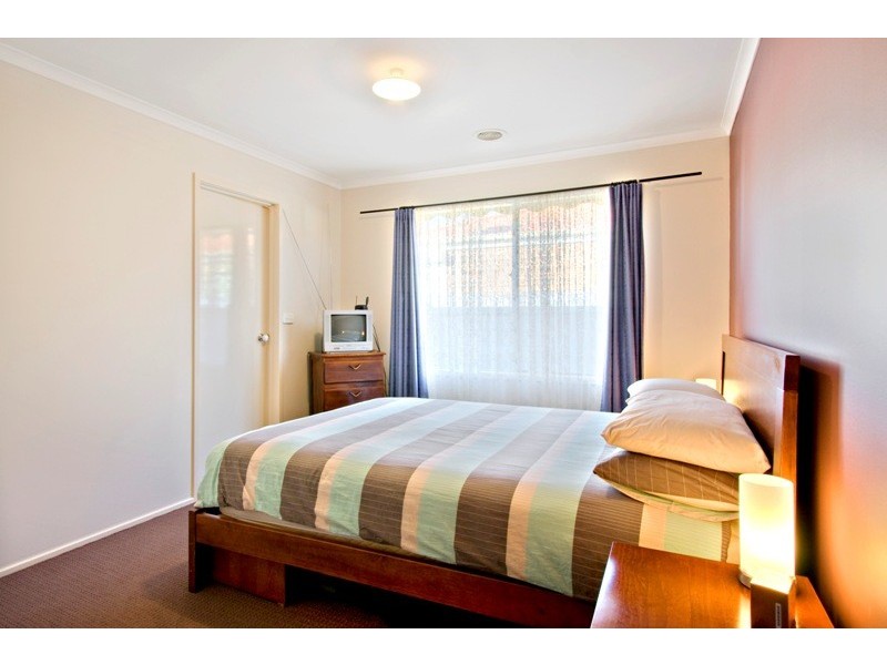 52 Community Parade, Narre Warren South VIC 3805