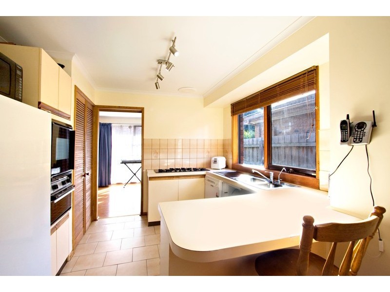 67 Girvan Circuit, Endeavour Hills VIC 3802