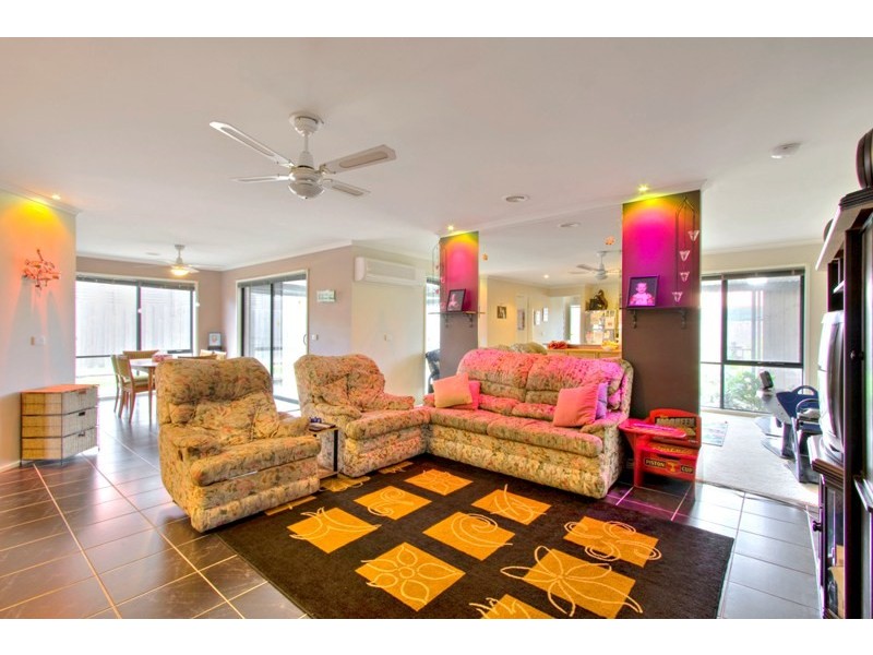 34 Beethoven Drive, Narre Warren South VIC 3805