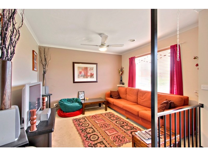 34 Beethoven Drive, Narre Warren South VIC 3805