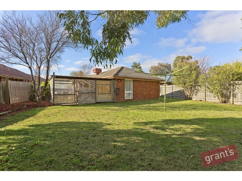 8 Aberdeen Court, Narre Warren VIC 3805