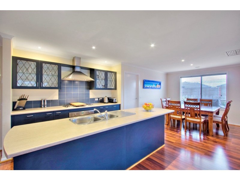 2 St Remy Court, Narre Warren South VIC 3805
