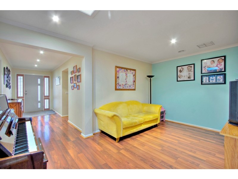 2 St Remy Court, Narre Warren South VIC 3805