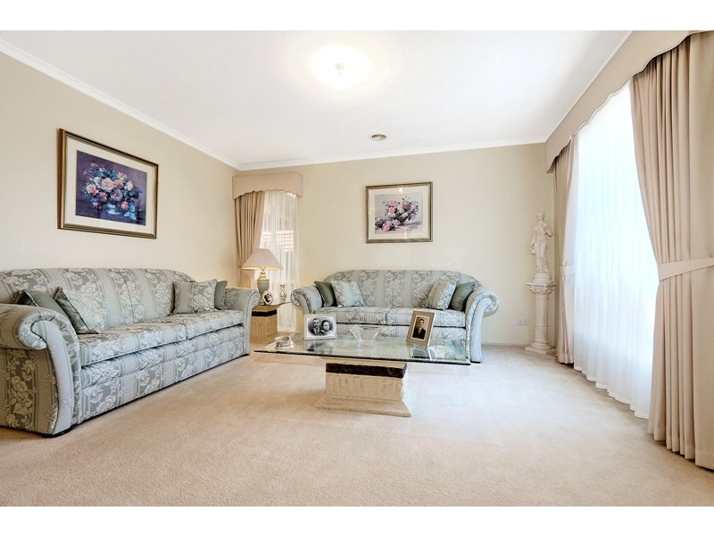 6 Pelican Court, Narre Warren South VIC 3805