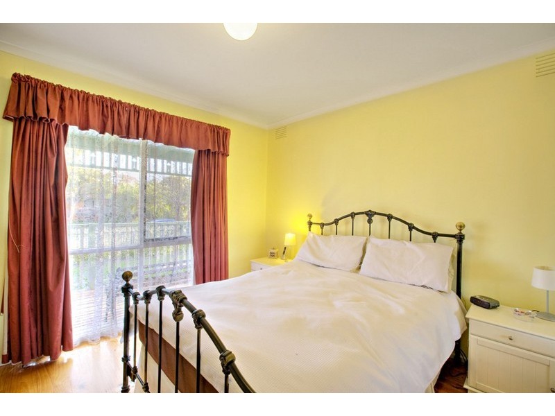 17 Upton Crescent, Narre Warren VIC 3805