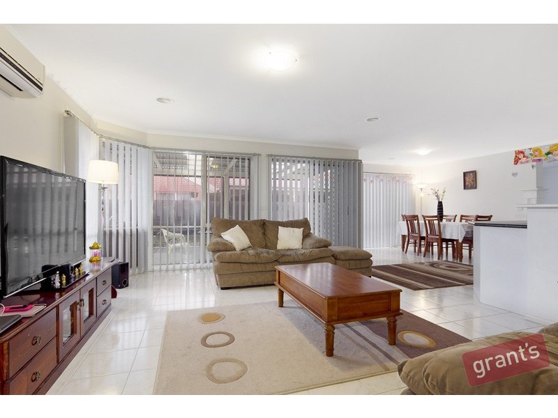 9 Beethoven Drive, Narre Warren South VIC 3805