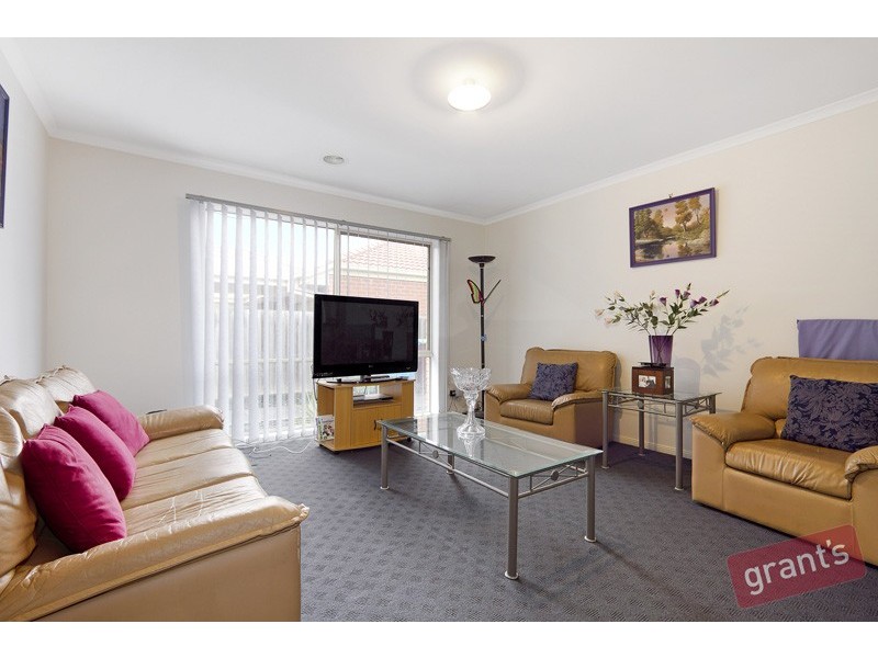 9 Beethoven Drive, Narre Warren South VIC 3805