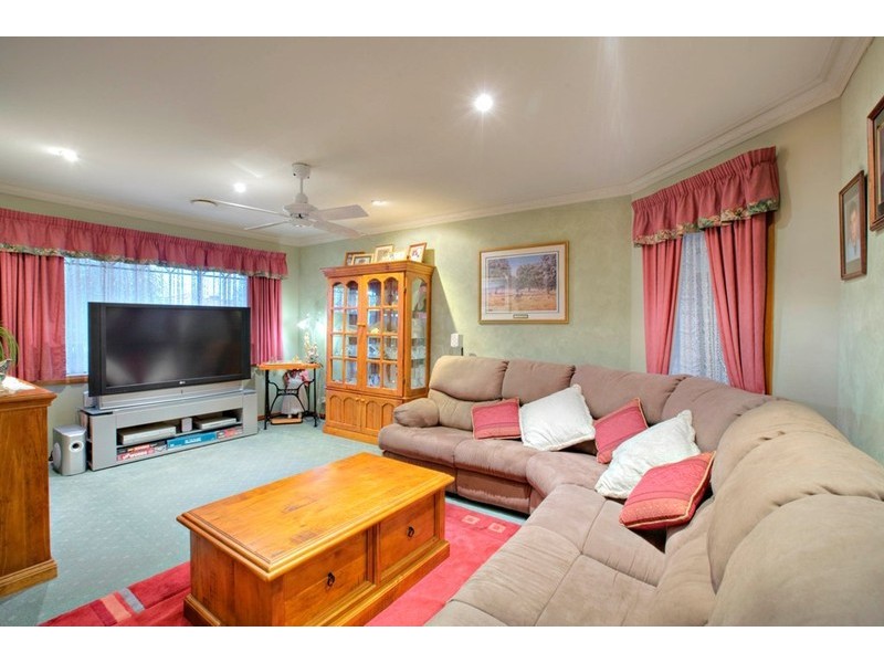 8 Avery Court, Narre Warren VIC 3805