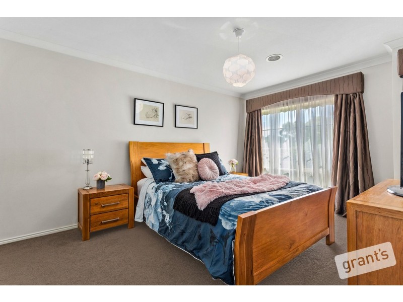 4 Parkville Terrace, Narre Warren South VIC 3805