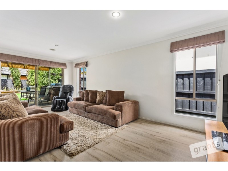 4 Parkville Terrace, Narre Warren South VIC 3805