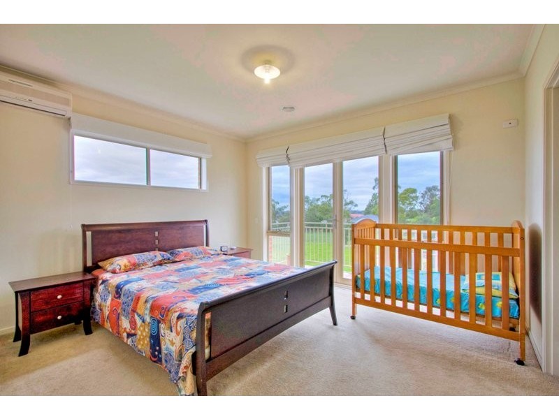 10 Ashcroft Close, Hallam VIC 3803