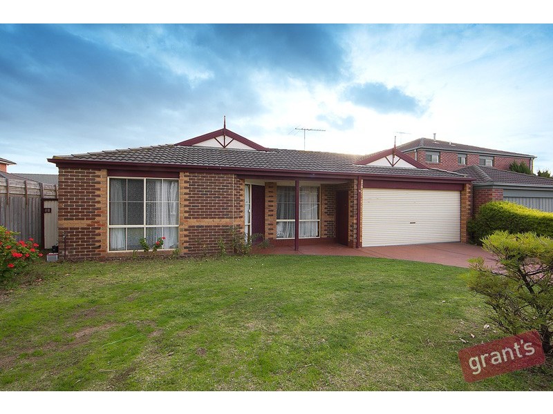 10 Forrester Walk, Narre Warren South VIC 3805