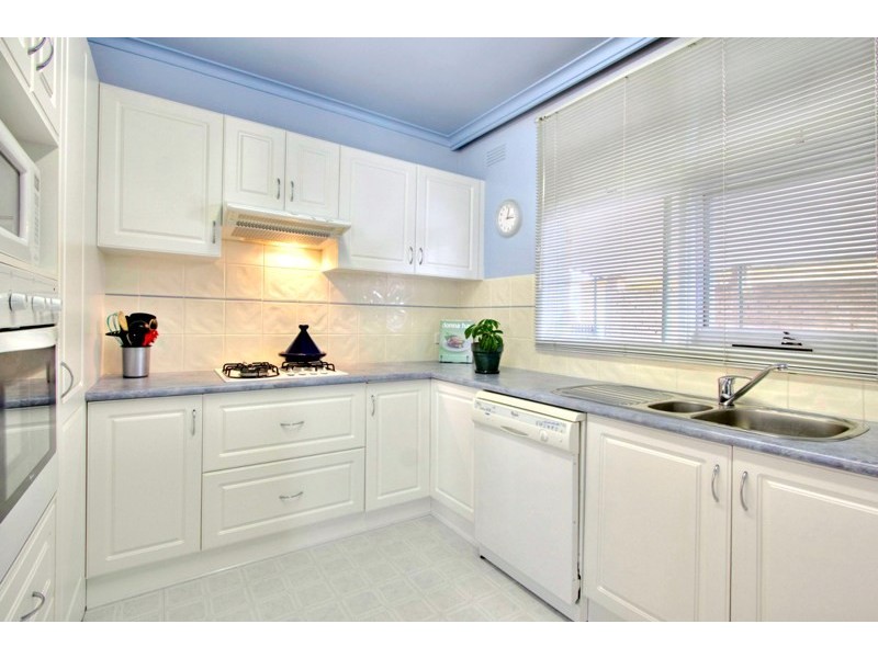 33 Philip Road, Hallam VIC 3803