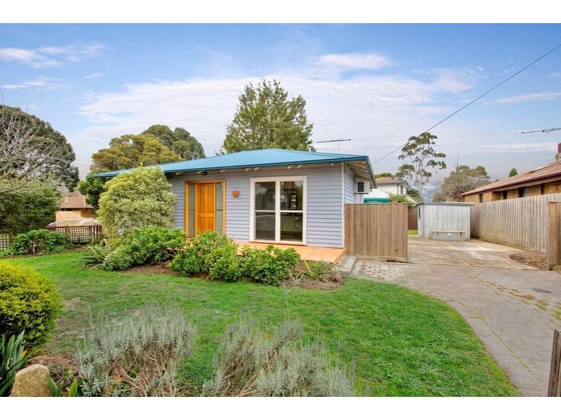 16A Highview Avenue, Cranbourne VIC 3977