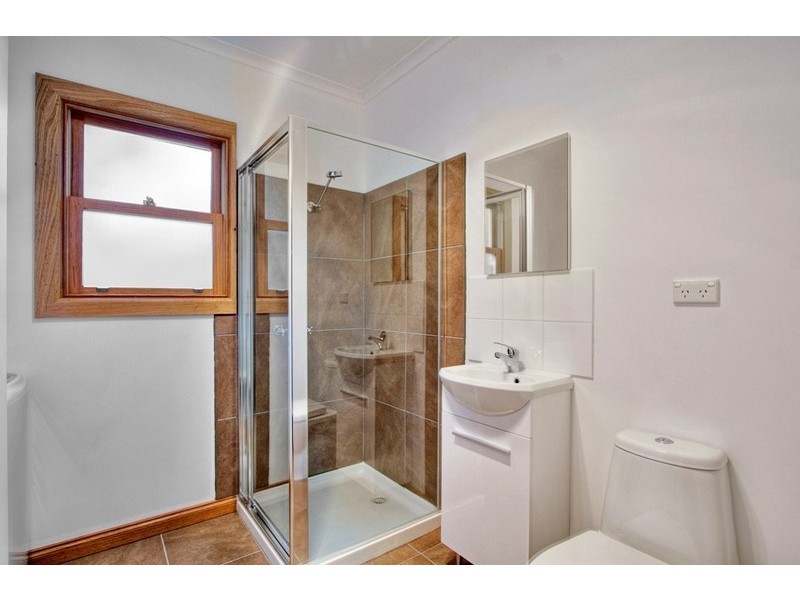 16A Highview Avenue, Cranbourne VIC 3977