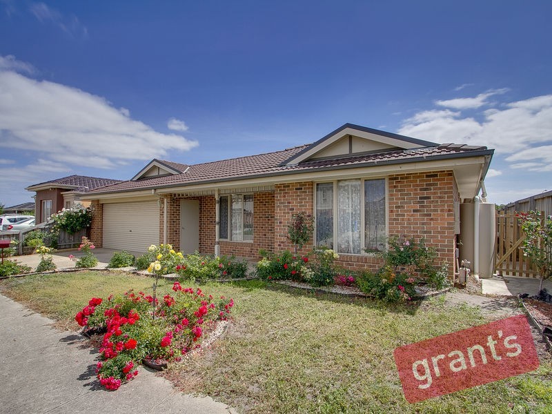 8 Palmer Drive, Narre Warren VIC 3805