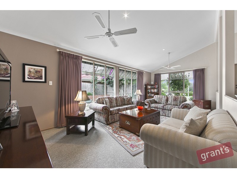 8 Hansen Court, Narre Warren VIC 3805