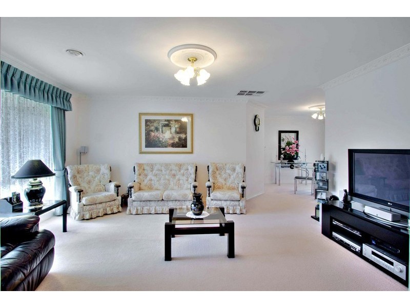 19 The Promenade, Narre Warren South VIC 3805