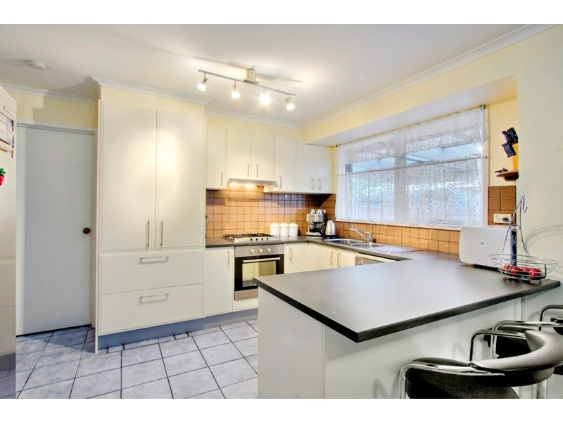 14 Benambra Way, Hampton Park VIC 3976