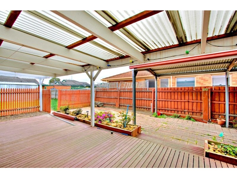 14 Benambra Way, Hampton Park VIC 3976