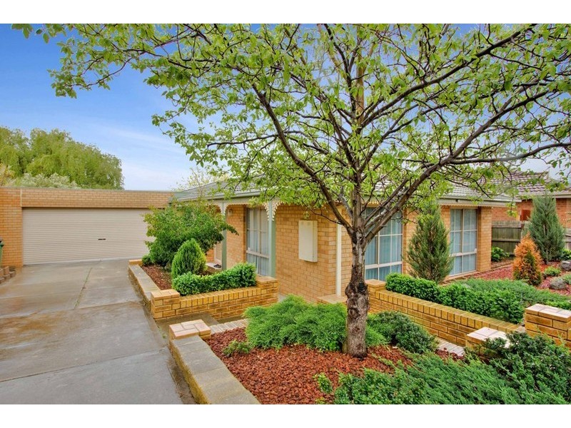 49 Pentland Drive, Narre Warren VIC 3805