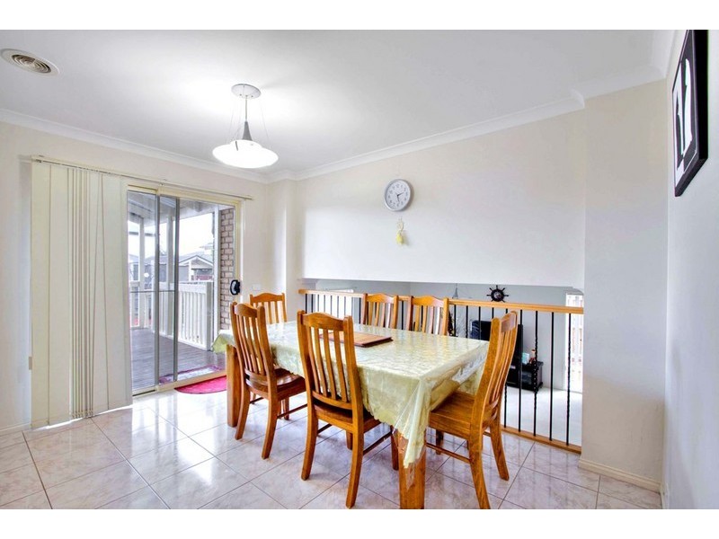 42 The Quays, Narre Warren South VIC 3805