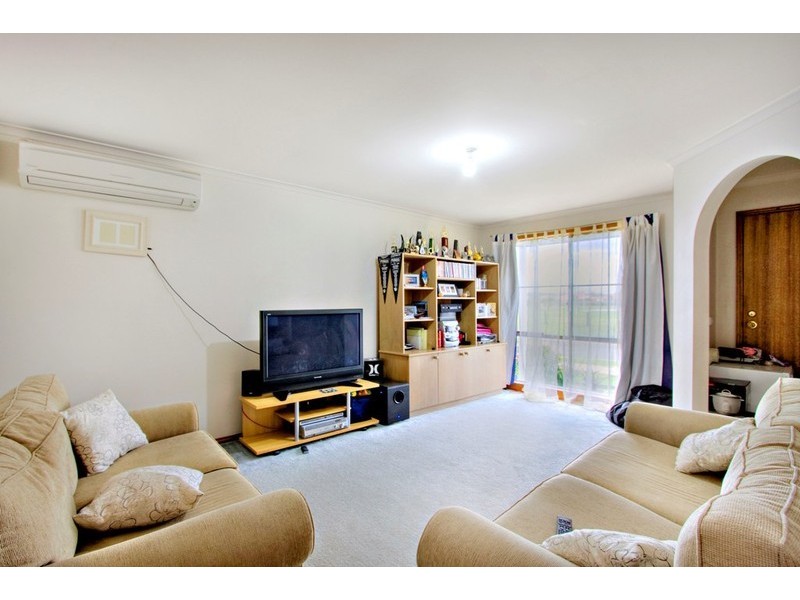 8 Buckeye Drive, Hallam VIC 3803