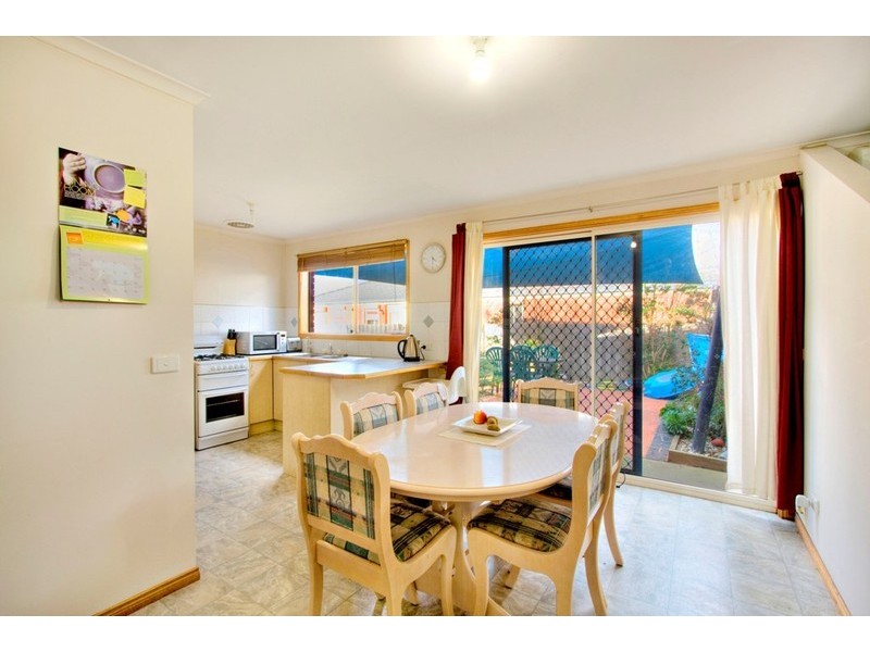 8 Buckeye Drive, Hallam VIC 3803