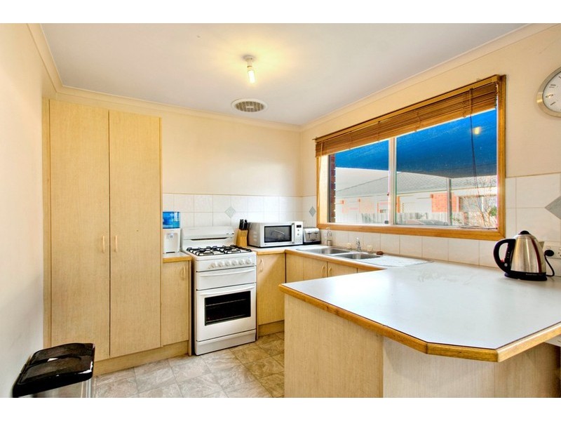 8 Buckeye Drive, Hallam VIC 3803