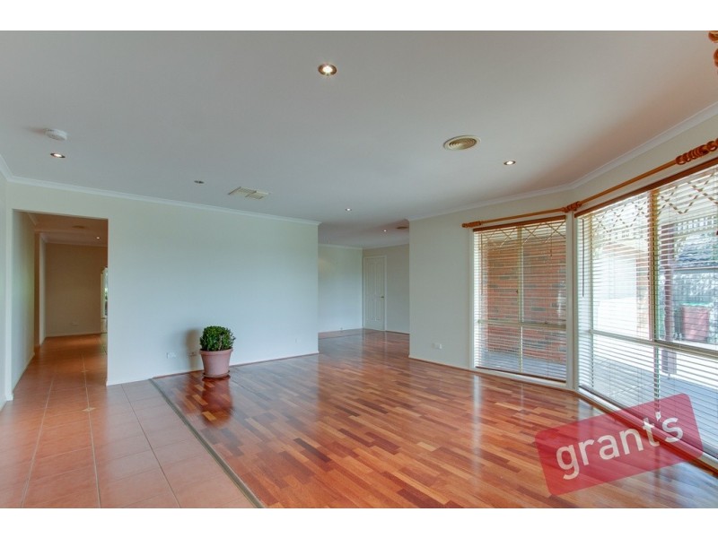 62 Tangerine Drive, Narre Warren South VIC 3805