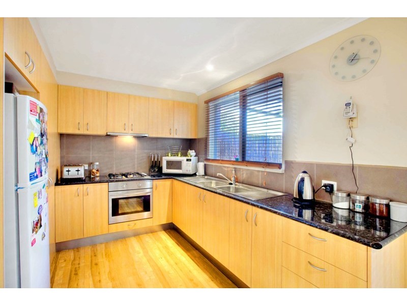 63 Woodlands Crescent, Narre Warren VIC 3805