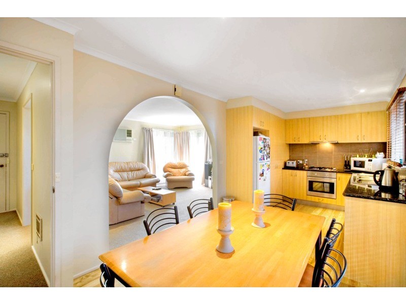 63 Woodlands Crescent, Narre Warren VIC 3805