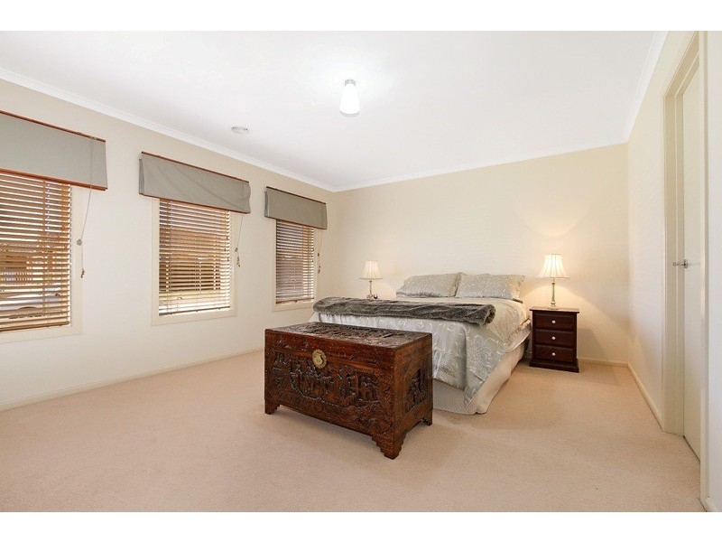 5 Harrington Drive, Narre Warren South VIC 3805