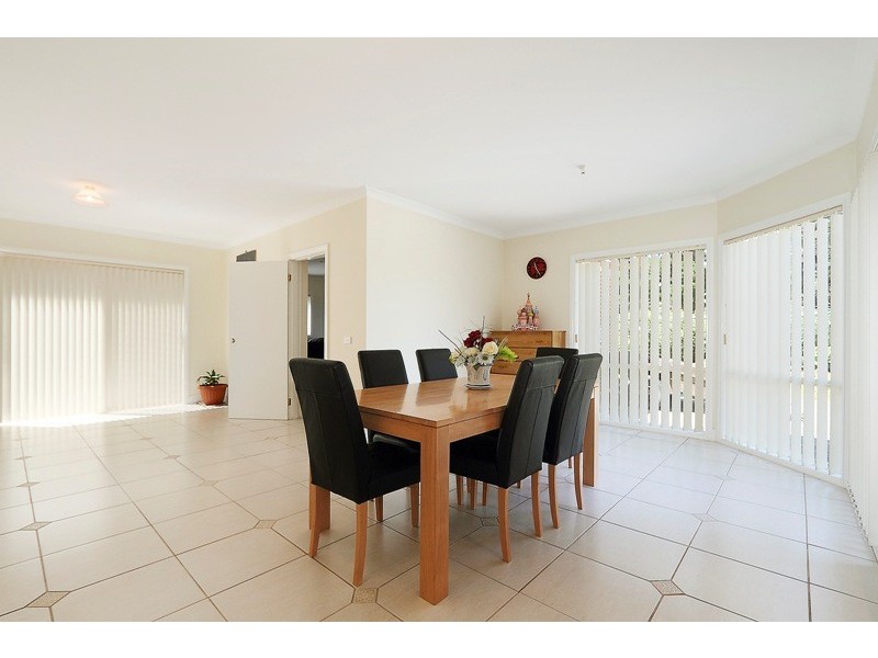 16 Eureka Crescent, Narre Warren South VIC 3805