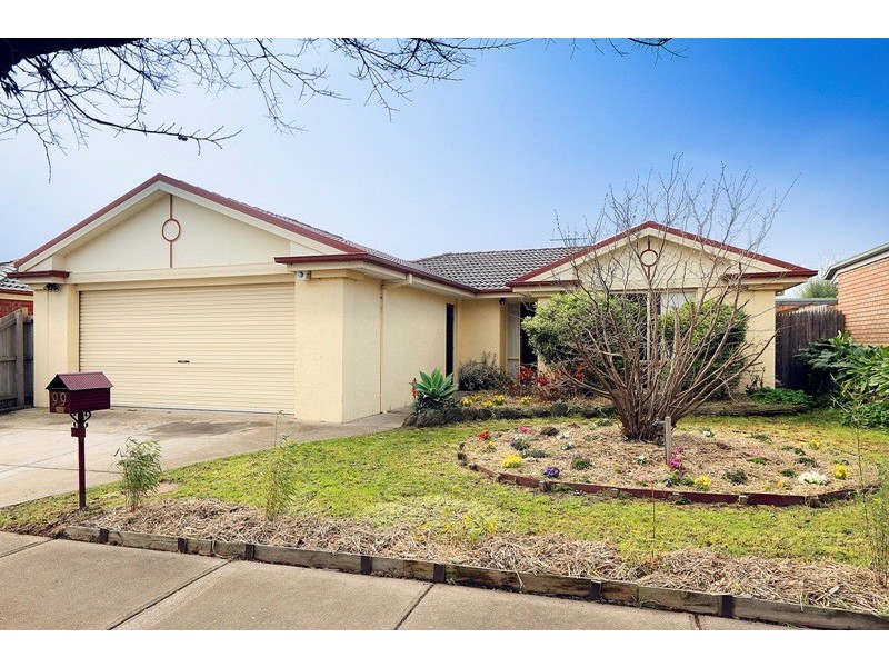 99 Harold Keys Drive, Narre Warren South VIC 3805