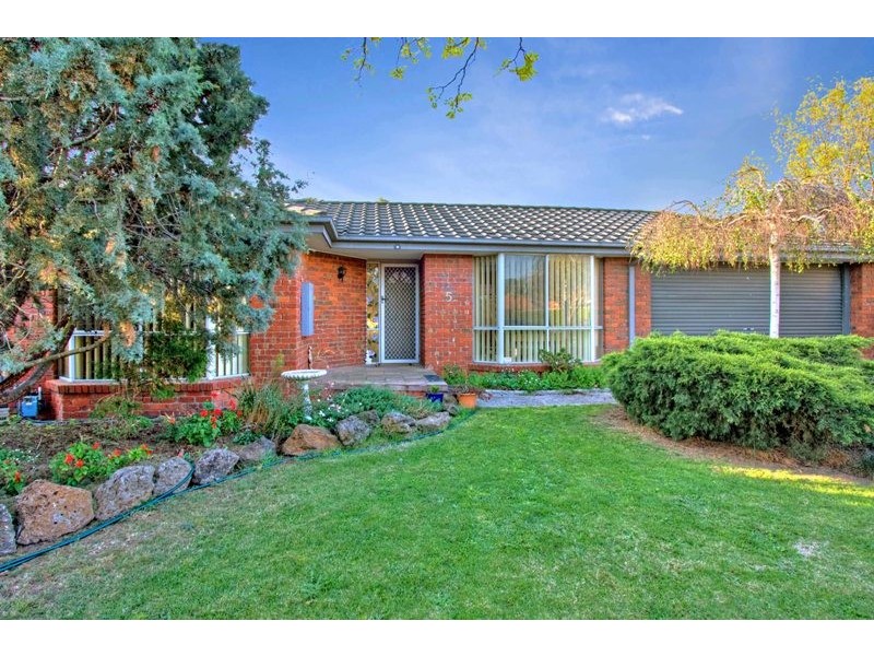 5 Hugo Court, Narre Warren VIC 3805