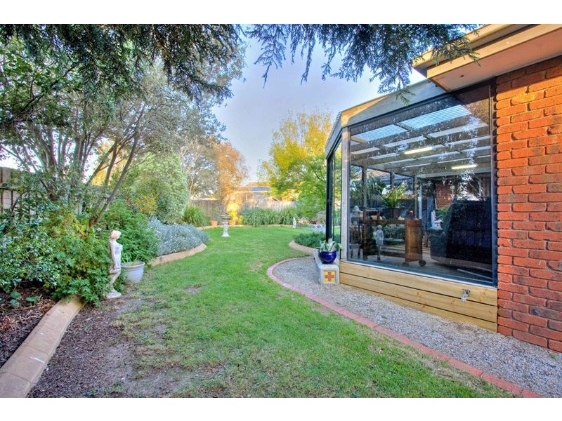 5 Hugo Court, Narre Warren VIC 3805
