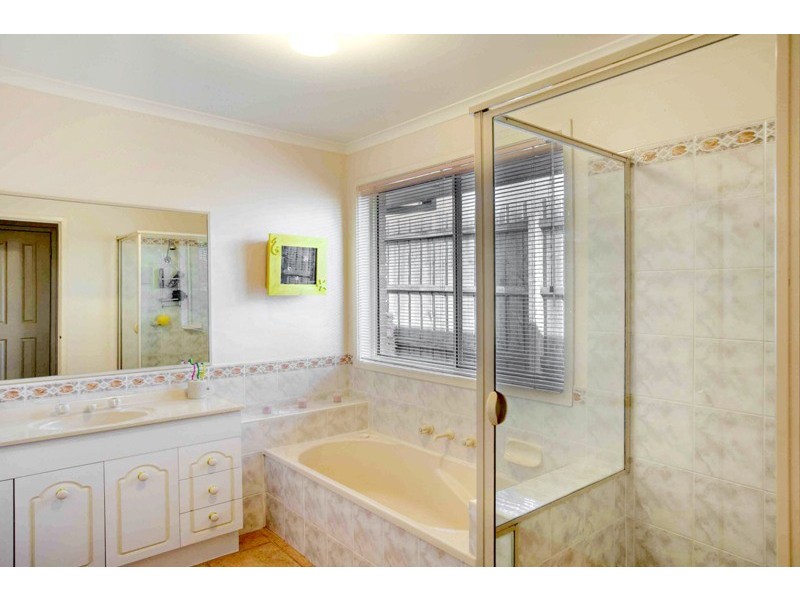 11 Vance Court, Narre Warren VIC 3805
