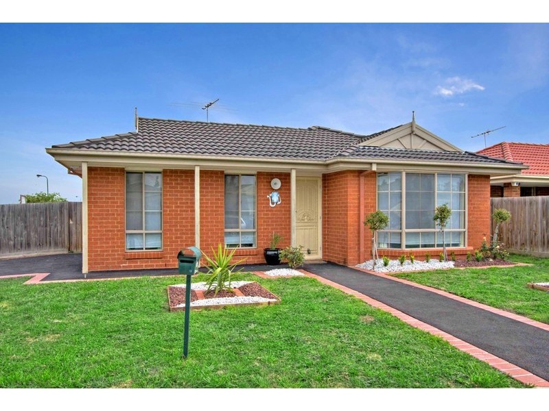 61 Emily Drive, Narre Warren VIC 3805