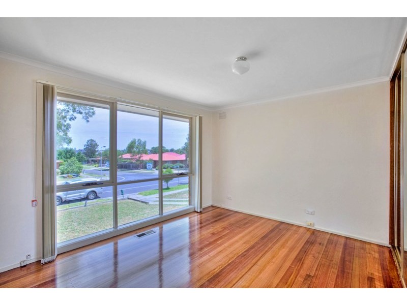 34 Saxonwood Drive, Narre Warren VIC 3805