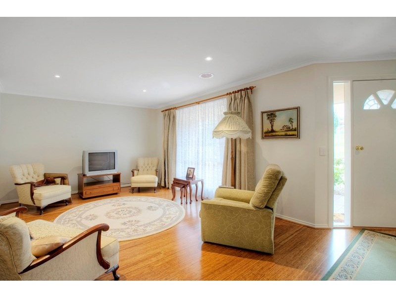 14 Frederick Rise, Narre Warren South VIC 3805