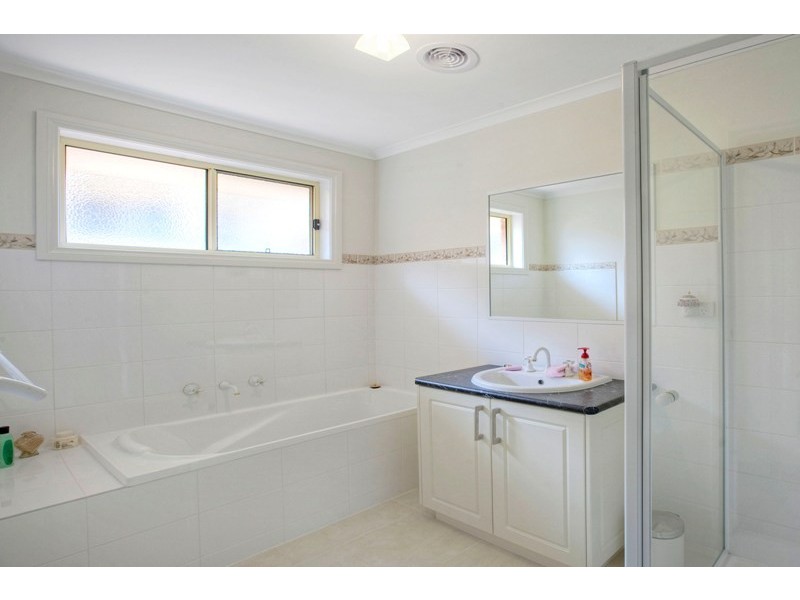 14 Frederick Rise, Narre Warren South VIC 3805