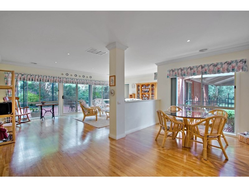 29-31 Hillsmeade Drive, Narre Warren South VIC 3805