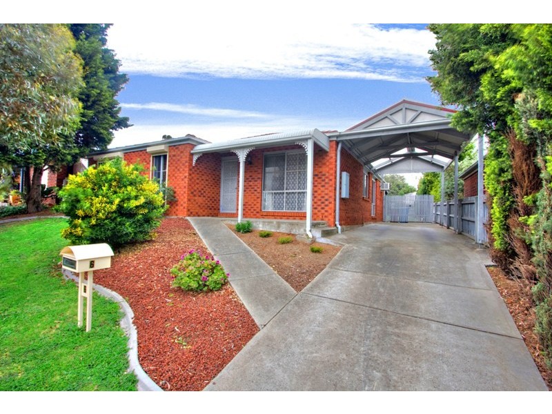 6 Edith Rise, Hampton Park VIC 3976
