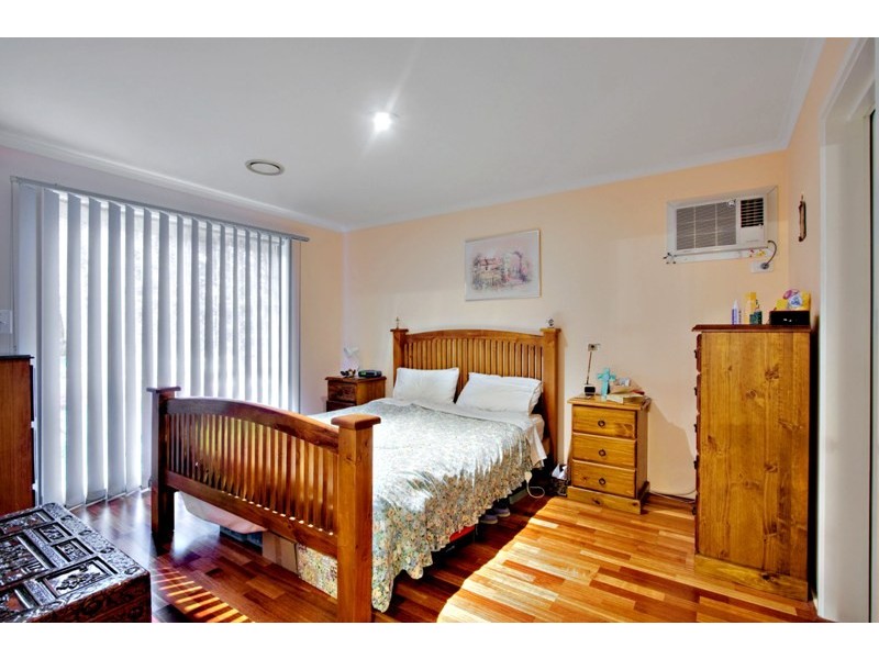 6 Edith Rise, Hampton Park VIC 3976