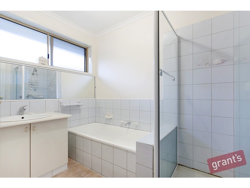 14 Rosemont Drive, Narre Warren VIC 3805